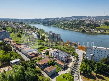 Apartamento T2 para Venda em Gondomar (São Cosme), Valbom e Jovim
