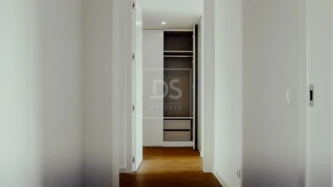 Apartamento T1 para Venda em Ferreiros e Gondizalves