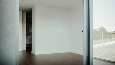 Apartamento T1 para Venda em Ferreiros e Gondizalves