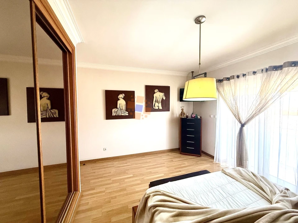 Apartamento T3 para Venda em Laranjeiro e Feijó Foto 13