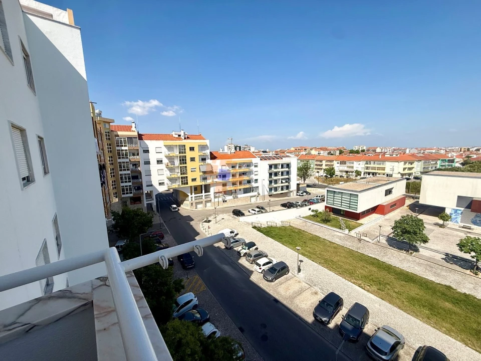 Apartamento T3 para Venda em Laranjeiro e Feijó Foto 15