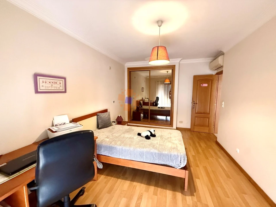 Apartamento T3 para Venda em Laranjeiro e Feijó Foto 21