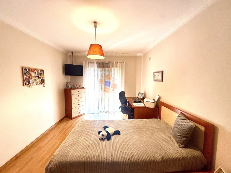 Apartamento T3 para Venda em Laranjeiro e Feijó Foto 22