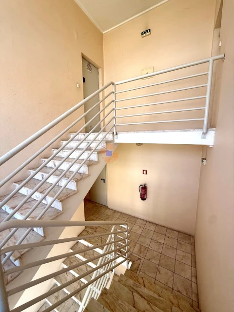 Apartamento T3 para Venda em Laranjeiro e Feijó