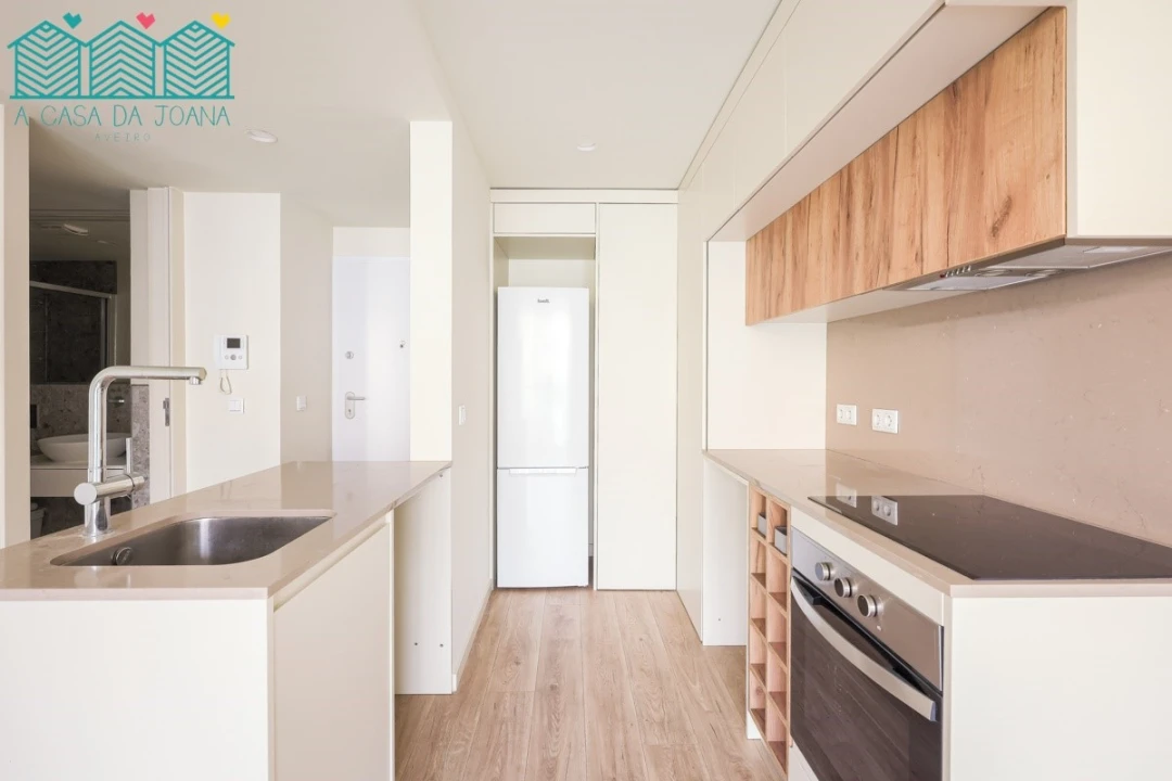 Apartamento T1 para Arrendamento em São Bernardo Foto 3