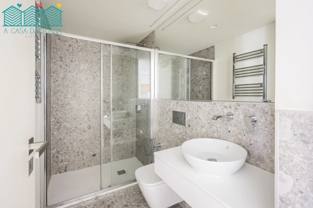 Apartamento T1 para Arrendamento em São Bernardo Foto 10