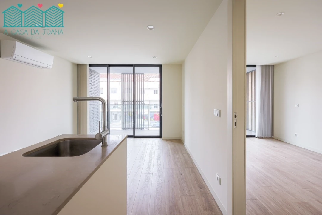 Apartamento T1 para Arrendamento em São Bernardo Foto 11