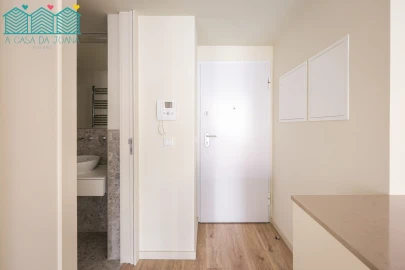 Apartamento T1 para Arrendamento em São Bernardo