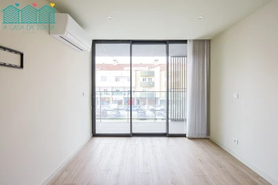 Apartamento T1 para Arrendamento em São Bernardo