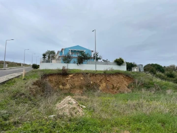 Prédio para Venda em Reguengo Grande