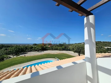 Moradia T4 para Venda em Loule (São Sebastião)