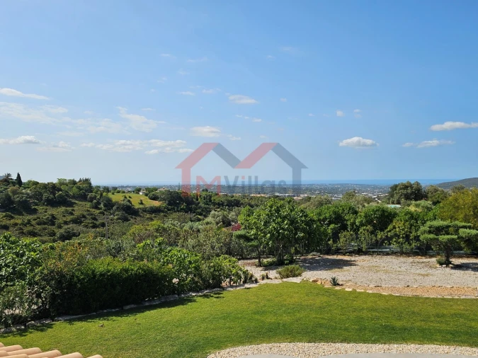 Moradia T4 para Venda em Loule (São Sebastião) Foto 44