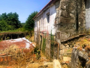 Moradia T2 para Venda em Merufe