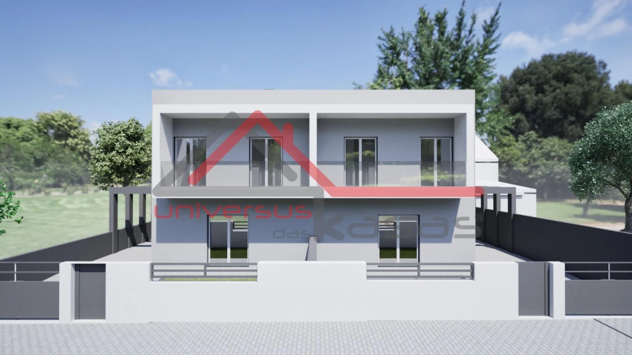 Moradia T4 para Venda em Fernao Ferro Foto 2