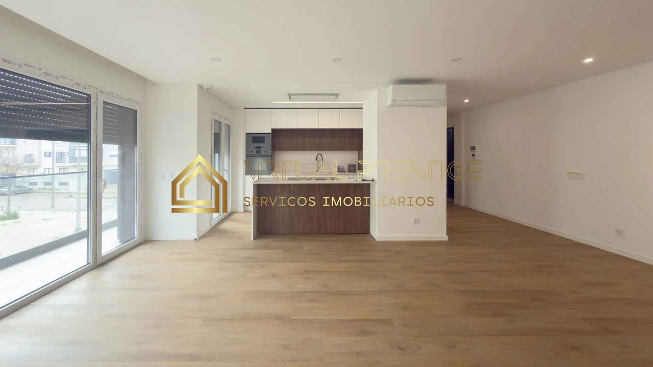 Apartamento T3 para Venda em Charneca de Caparica e Sobreda Foto 12