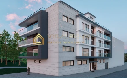 Apartamento T3 para Venda em Charneca de Caparica e Sobreda