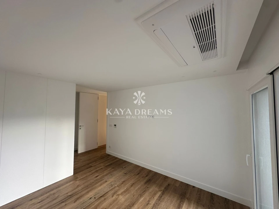 Apartamento T2 para Venda em Pontinha e Famões Foto 11