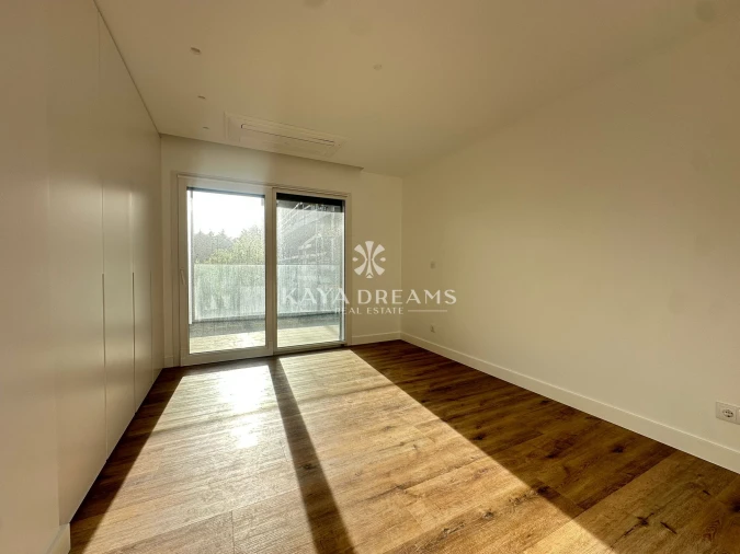 Apartamento T2 para Venda em Pontinha e Famões Foto 16