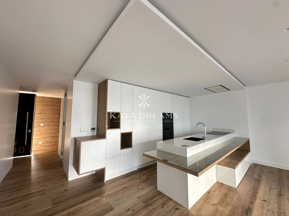 Apartamento T2 para Venda em Pontinha e Famões Foto 1