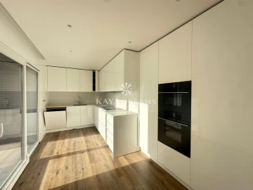 Apartamento T3 para Venda em Pontinha e Famões