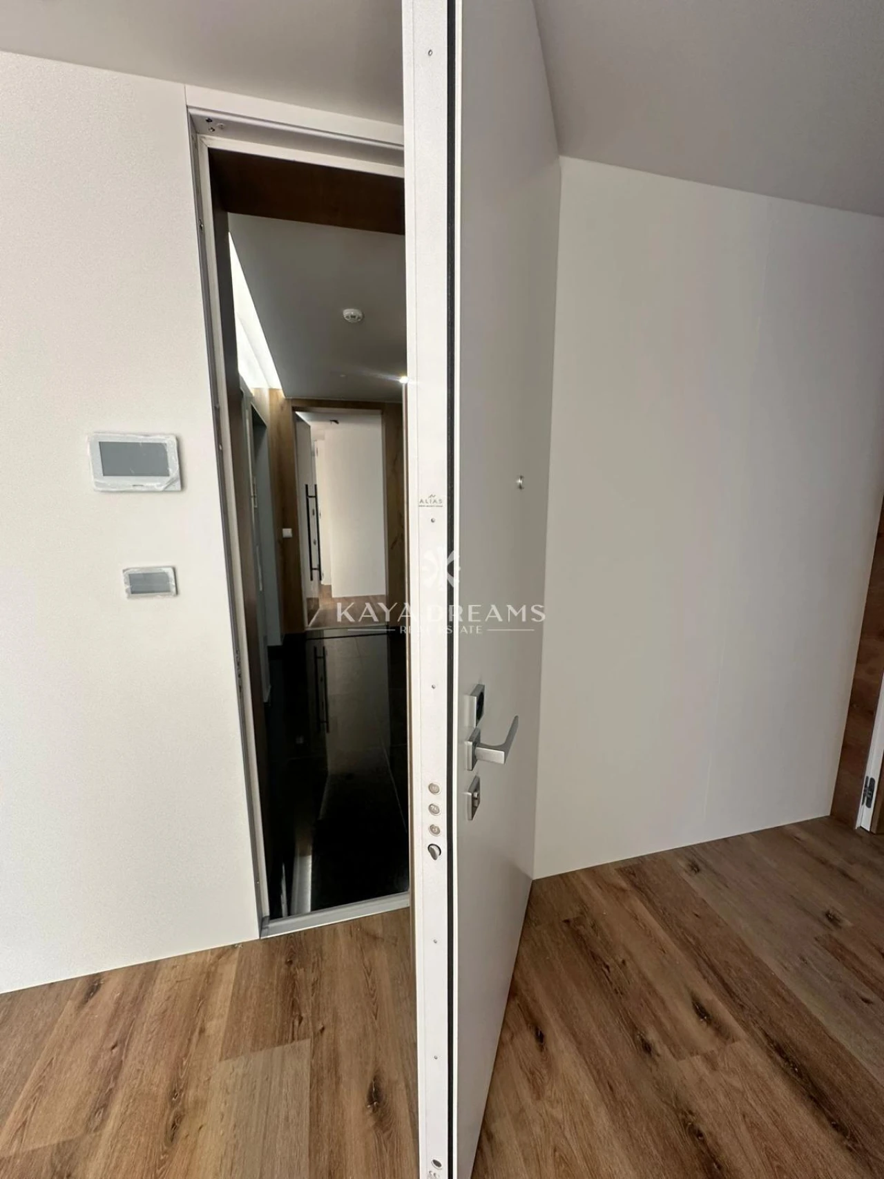 Apartamento T3 para Venda em Pontinha e Famões Foto 15