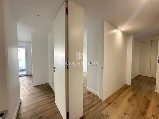 Apartamento T3 para Venda em Pontinha e Famões Foto 14