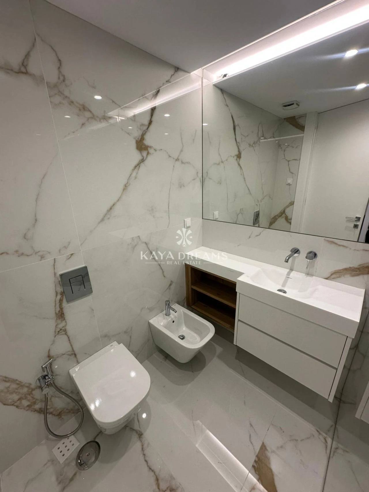 Apartamento T3 para Venda em Pontinha e Famões Foto 8