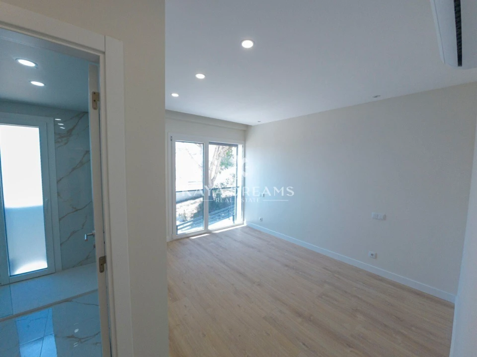 Moradia T5 para Venda em Pontinha e Famões Foto 11