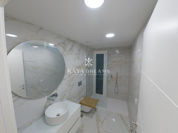 Moradia T5 para Venda em Pontinha e Famões Foto 20