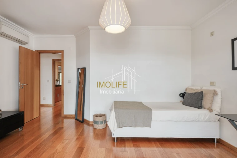 Apartamento T3 para Venda em Odivelas Foto 18