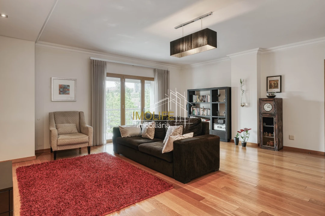 Apartamento T3 para Venda em Odivelas Foto 7