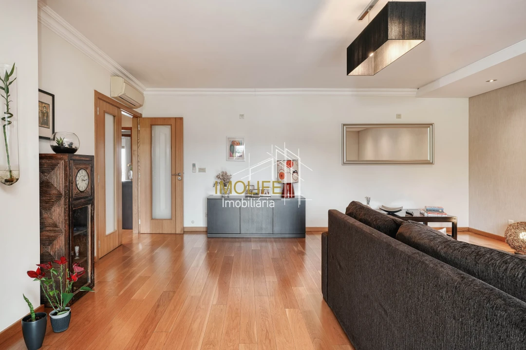 Apartamento T3 para Venda em Odivelas Foto 8