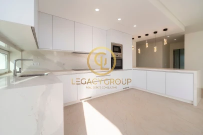 Apartamento T3 para Venda em Quarteira