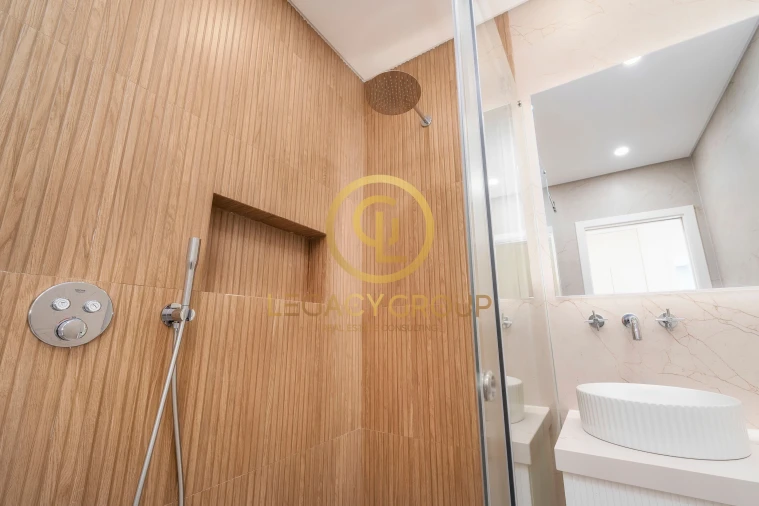 Apartamento T3 para Venda em Quarteira Foto 11