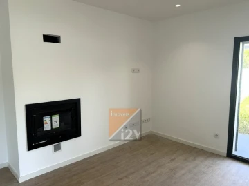 Moradia T3 para Venda em Marrazes e Barosa