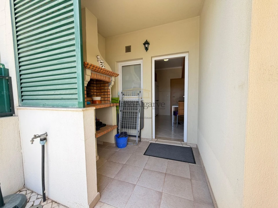 Apartamento T1 para Venda em Ferreiras Foto 7