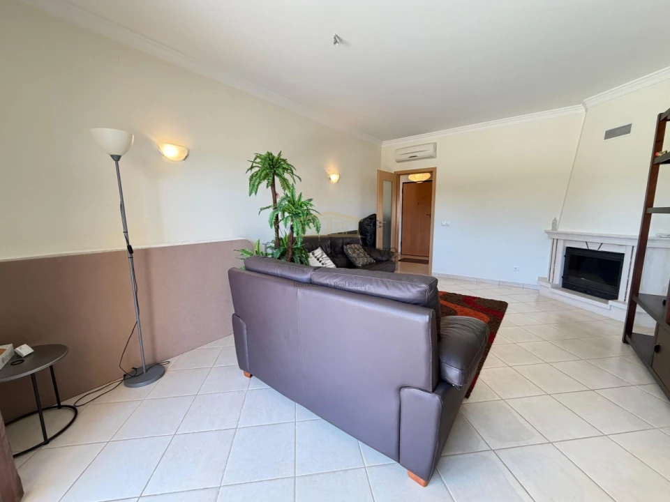 Apartamento T1 para Venda em Ferreiras Foto 15