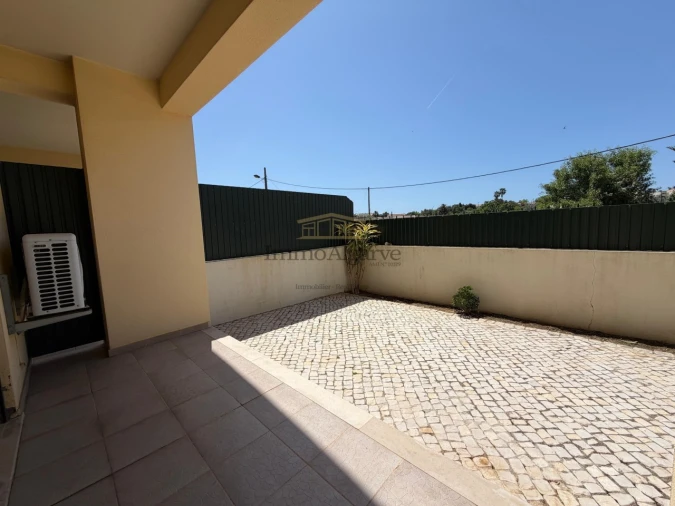 Apartamento T1 para Venda em Ferreiras Foto 8