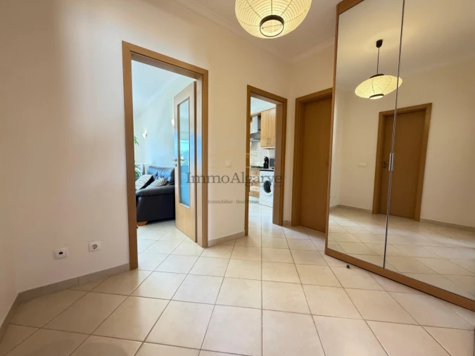 Apartamento T1 para Venda em Ferreiras Foto 12