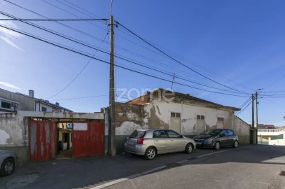 Moradia T5 para Venda em Custóias, Leça do Balio e Guifões