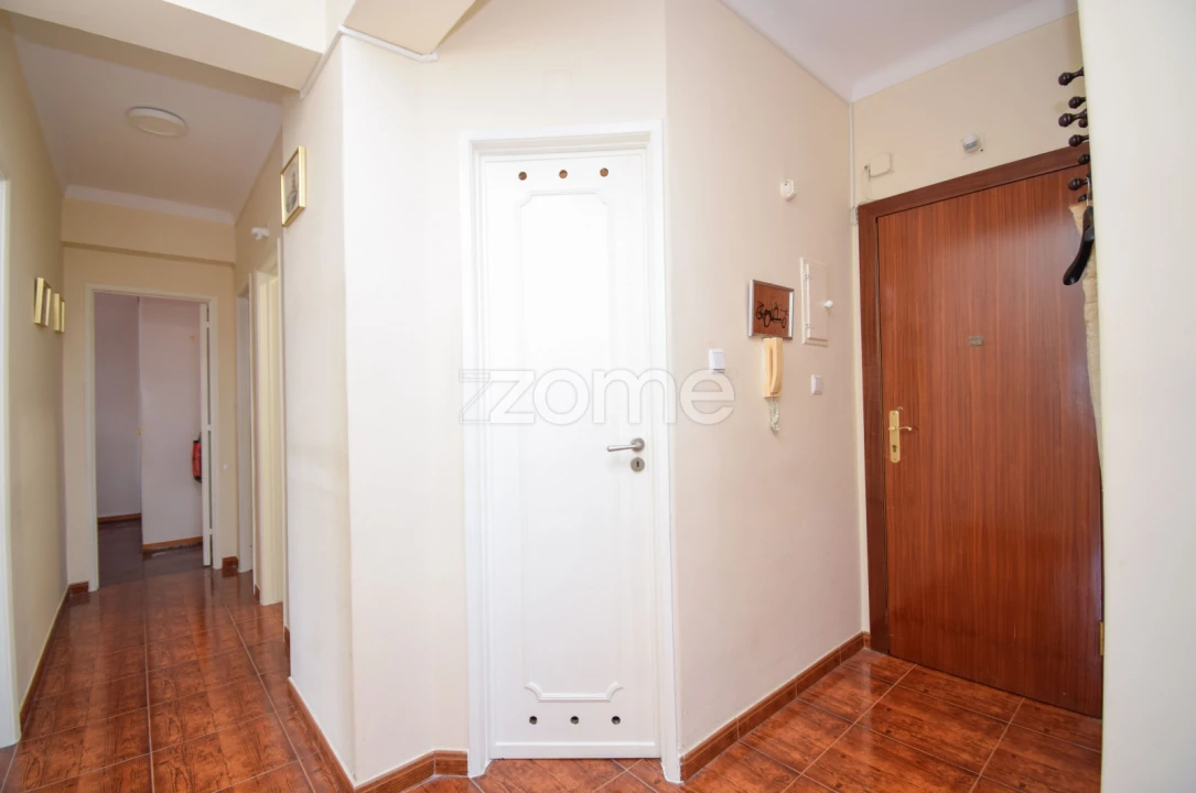 Apartamento T3 para Venda em Vila Franca de Xira Foto 3