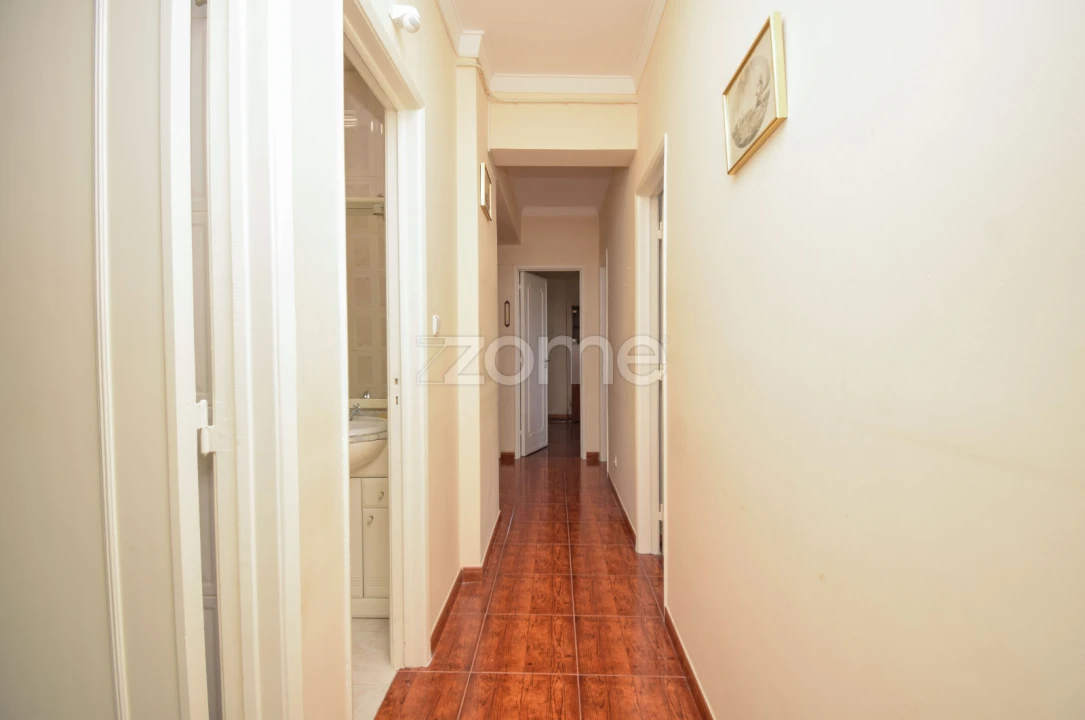 Apartamento T3 para Venda em Vila Franca de Xira Foto 4