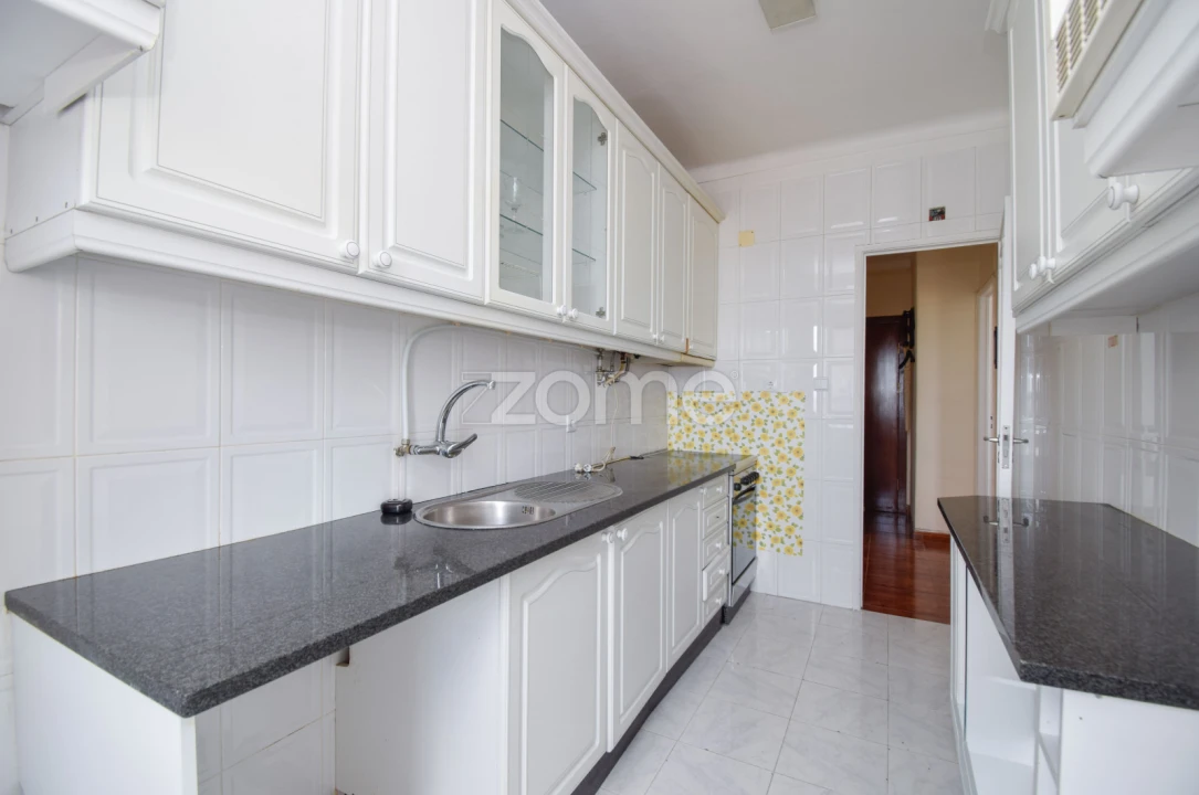 Apartamento T3 para Venda em Vila Franca de Xira Foto 8