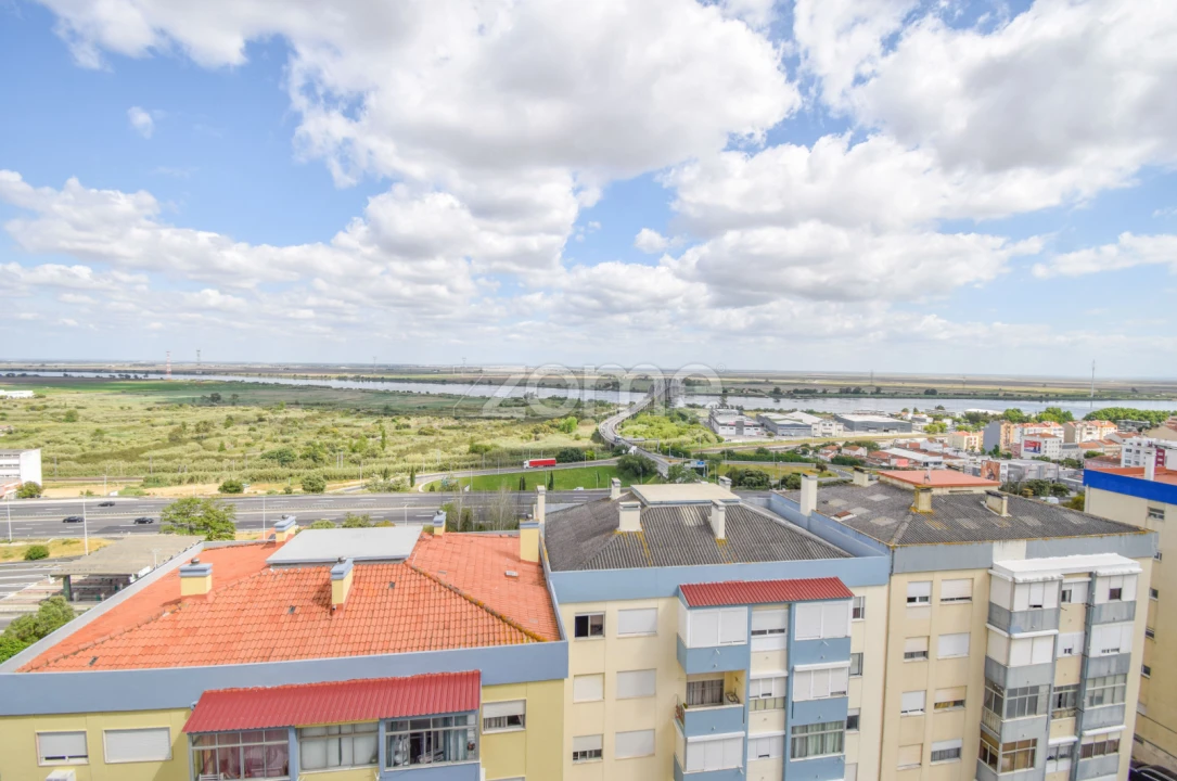 Apartamento T3 para Venda em Vila Franca de Xira Foto 19