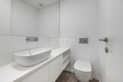 Apartamento T3 para Arrendamento em Nogueiró e Tenões