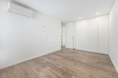 Apartamento T3 para Arrendamento em Nogueiró e Tenões