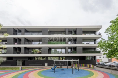 Apartamento T3 para Arrendamento em Nogueiró e Tenões