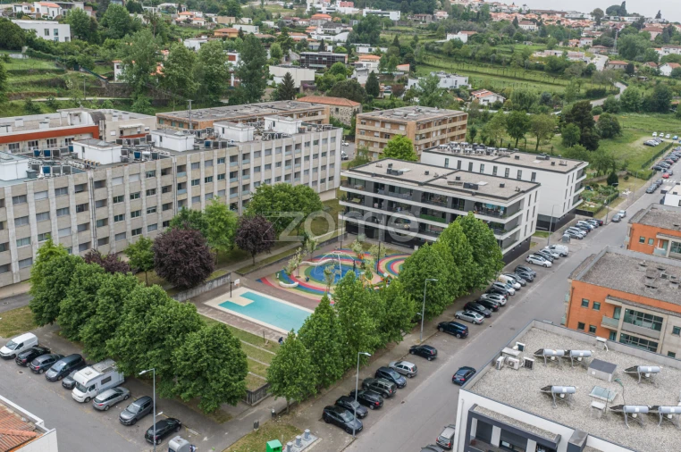 Apartamento T3 para Arrendamento em Nogueiró e Tenões Foto 29