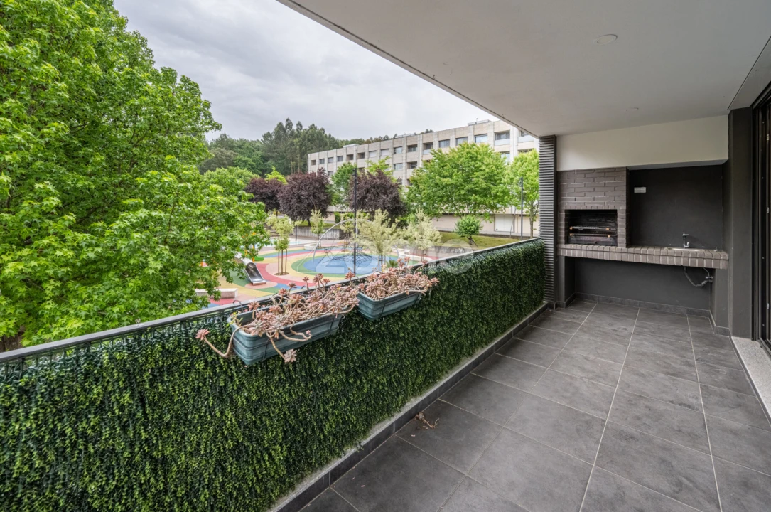 Apartamento T3 para Arrendamento em Nogueiró e Tenões Foto 7