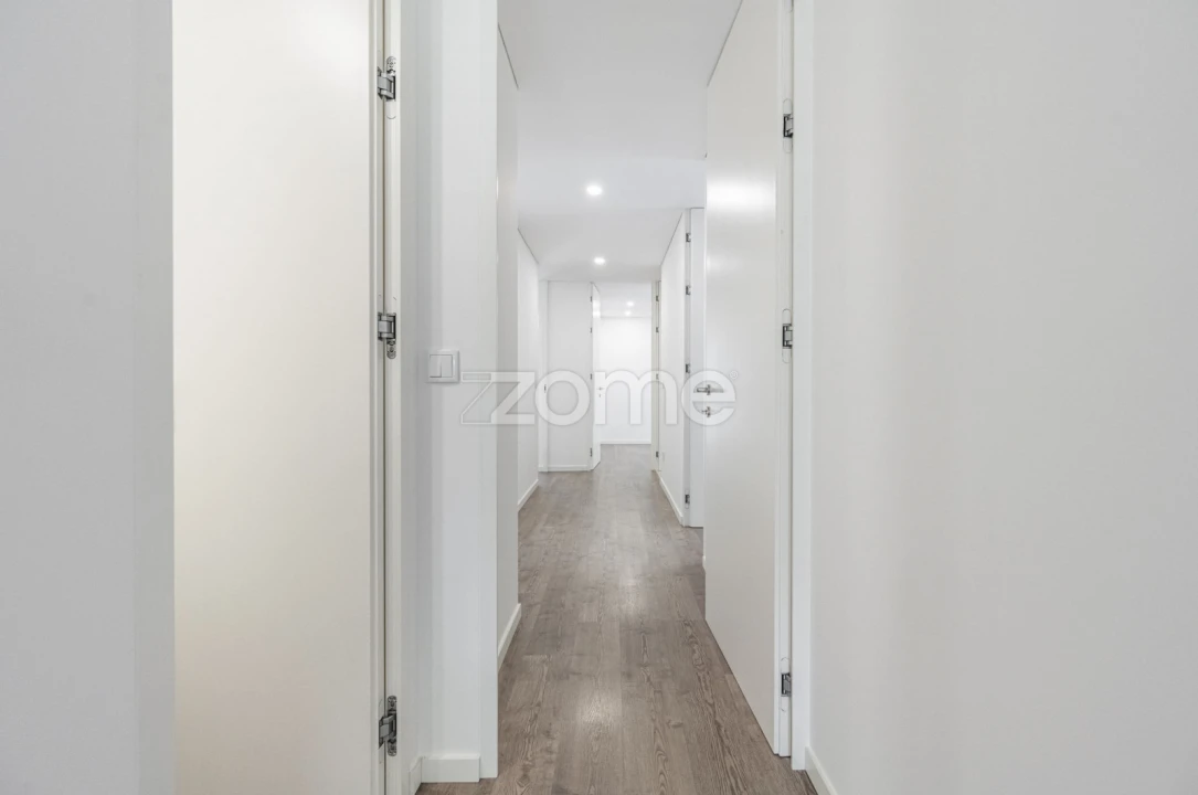Apartamento T3 para Arrendamento em Nogueiró e Tenões Foto 11
